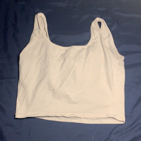 7DAYWKND Daisy Crop Top - Picture 2 of 2